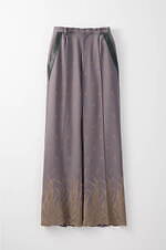 ミューラル“サイドスリット入り”ロングコート＆植物の刺繍を施したジャケット、渋谷では期間限定ストアも｜写真9