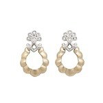 アベリ"幸運のお守り"クリスマスジュエリー、ダイヤモンド輝くフラワーモチーフを添えたネックレス｜写真3