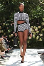 マイケル・コース コレクション 2022年春夏コレクション、シンプルで力強い愛の喜び｜写真42