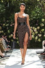 マイケル・コース コレクション 2022年春夏コレクション、シンプルで力強い愛の喜び｜写真50