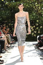 マイケル・コース コレクション 2022年春夏コレクション、シンプルで力強い愛の喜び｜写真58