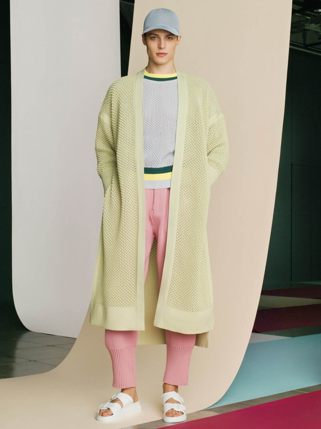 シーエフシーエル 2022年春夏｜male スタンド/ノーカラーコート