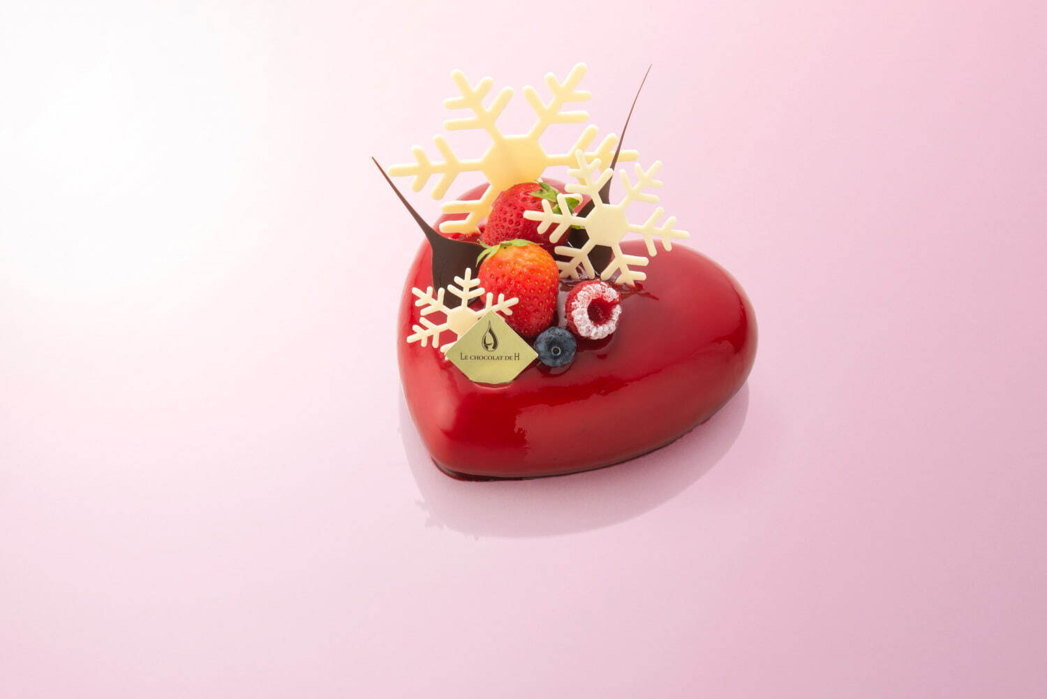 渋谷ヒカリエ ShinQsのクリスマスケーキ2021、“蝶が舞う地球”や“木彫り風シロクマ”のケーキ｜写真5