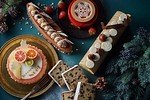 ザ・キャピトルホテル 東急のクリスマスケーキ、“雪の結晶”ムースケーキ＆栗のブッシュ・ド・ノエ ル
