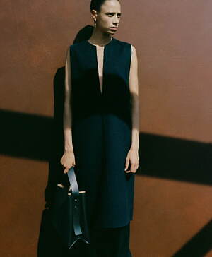 コス(COS) 2021-22年秋冬ウィメンズ&メンズコレクション  - 写真2