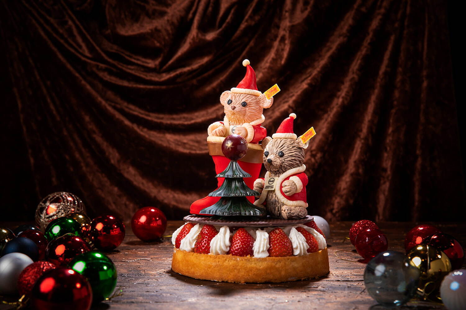 ザ・プリンスギャラリー 東京紀尾井町 - シュタイフ“テディベア”のクリスマスケーキ