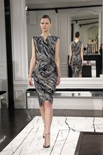 アートをファッションへと昇華させた一枚を探す！2013秋冬コレクションからルックを厳選｜写真15