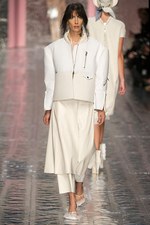 アートをファッションへと昇華させた一枚を探す！2013秋冬コレクションからルックを厳選｜写真6