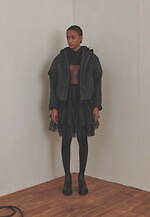 レッド ヴァレンティノ(REDValentino) ブラック タグ コレクション｜写真23