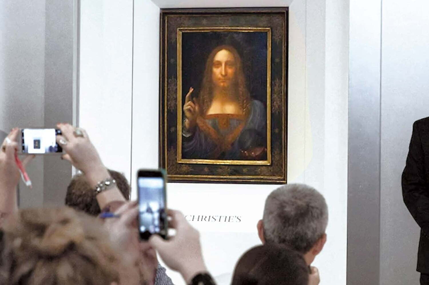 フランス映画｜映画『ダ・ヴィンチは誰に微笑む』“最後の傑作”を巡る謎＆アート界の闇取引を暴くノンフィクション