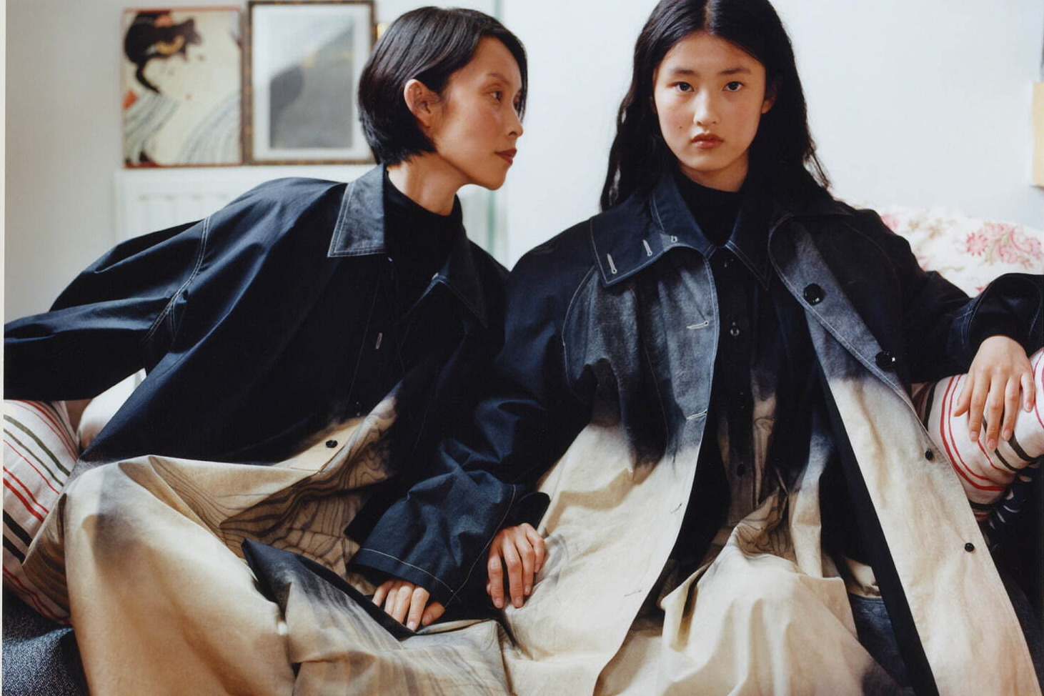 オーバーコート｜ルメール“日本の墨流し”着想のマーブルプリントを施したウィメンズコート＆ドレス