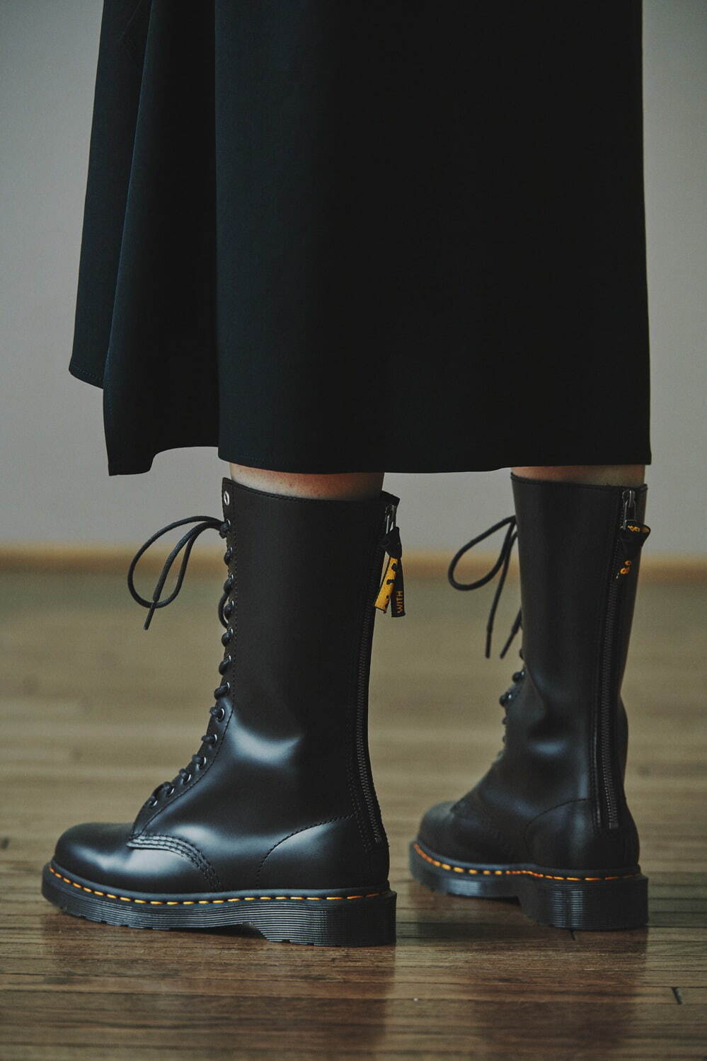 Dr.Martens 14ホール ブーツ