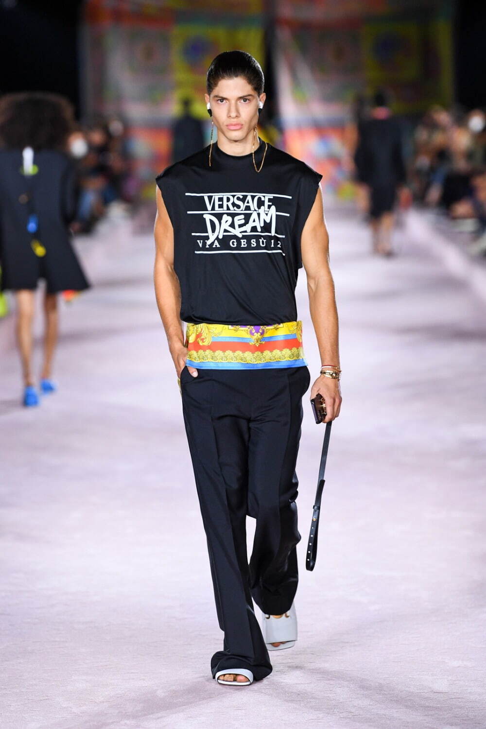 ヴェルサーチェ(VERSACE) 2022年春夏ウィメンズ&メンズコレクション  - 写真11