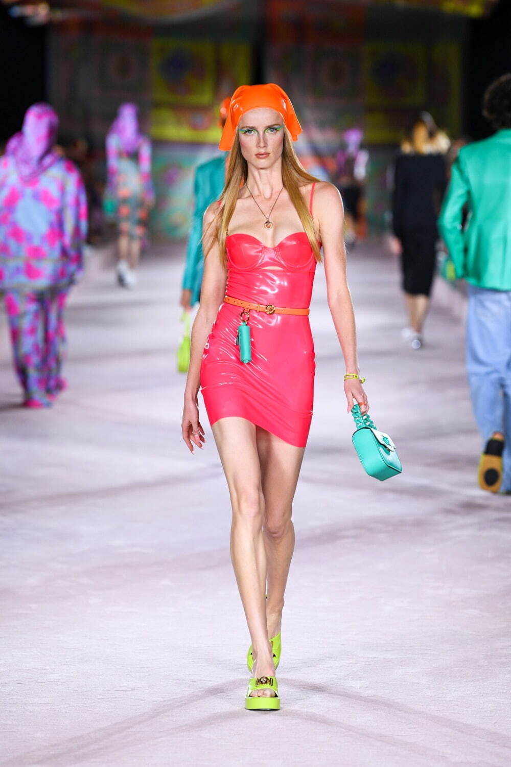 ヴェルサーチェ(VERSACE) 2022年春夏ウィメンズ&メンズコレクション  - 写真37