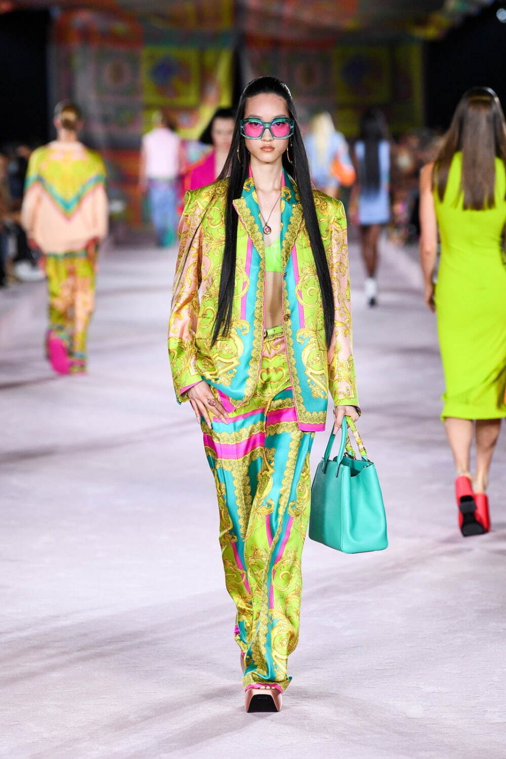 ヴェルサーチェ Versace ファッションプレス ヴェルサーチェ Versace ファッションプレス