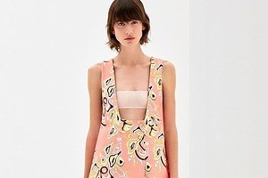 エミリオ・プッチ 2022年春夏コレクション - 「海岸でのやすらぎ」を身に纏って