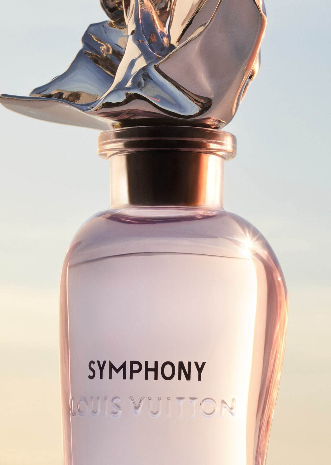 ルイ・ヴィトン“旅の真髄”に着想を得た新香水、フランク・ゲーリーとコラボした“花の彫刻”ボトル｜写真27