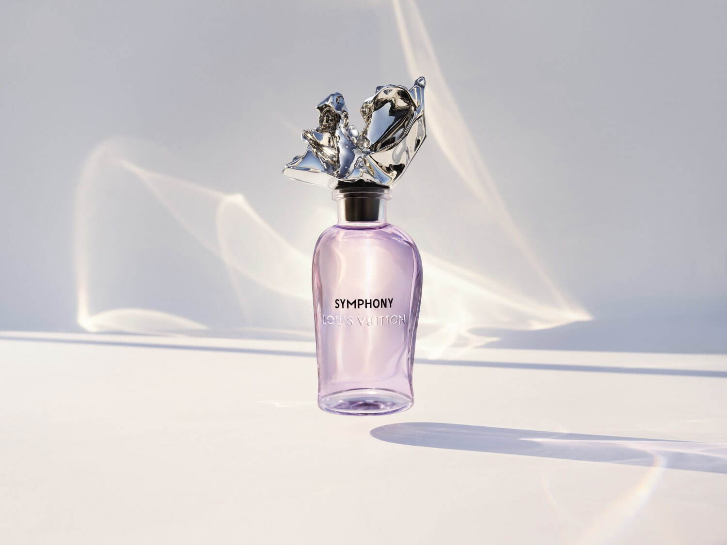 ルイ・ヴィトン“旅の真髄”に着想を得た新香水、フランク・ゲーリーとコラボした“花の彫刻”ボトル｜写真26