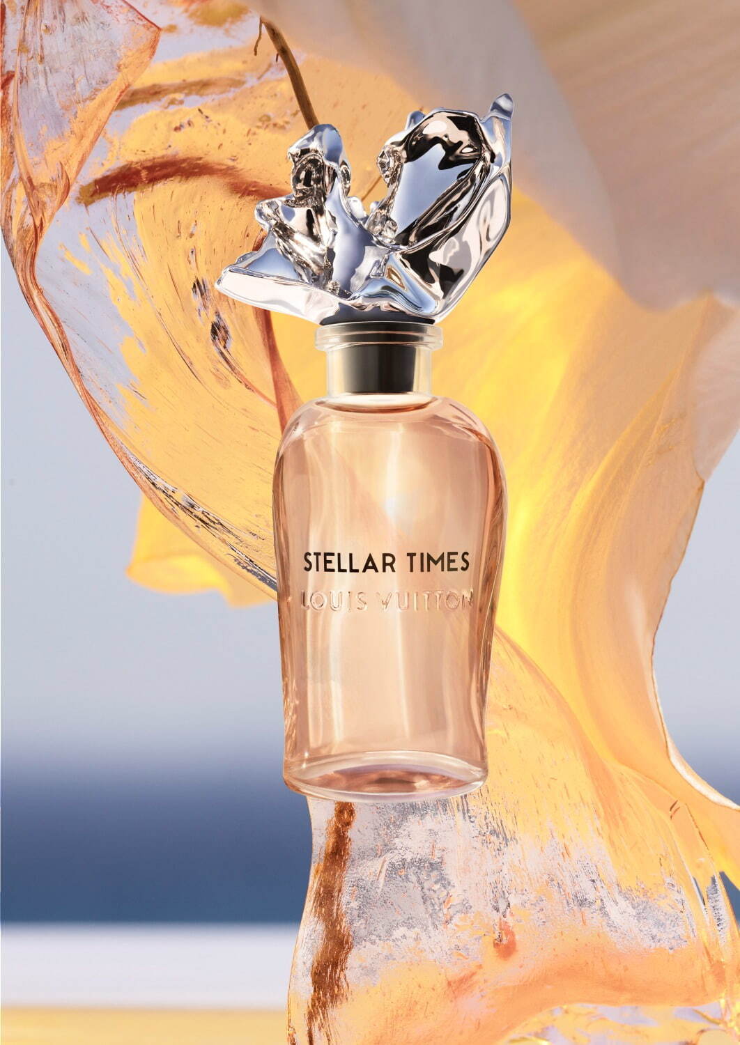 ルイ・ヴィトン“旅の真髄”に着想を得た新香水、フランク・ゲーリーとコラボした“花の彫刻”ボトル - ファッションプレス