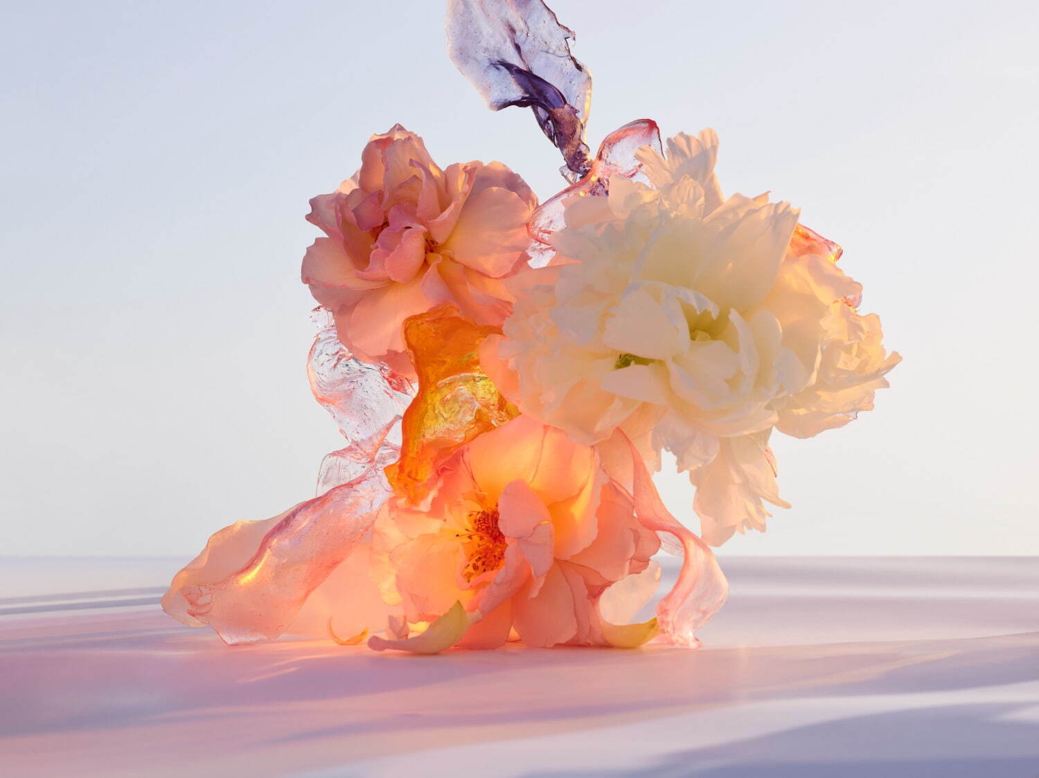 ルイ・ヴィトン“旅の真髄”に着想を得た新香水、フランク・ゲーリーとコラボした“花の彫刻”ボトル｜写真10