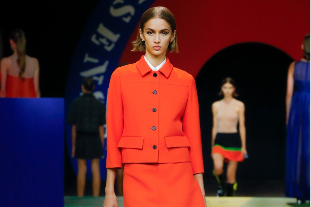 ディオール 2022年春夏コレクション - マルク・ボアンのスリムルックに着想を得て