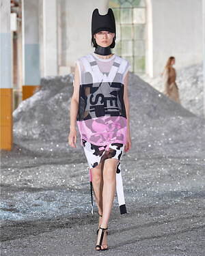 バーバリー(BURBERRY) 2022年春夏ウィメンズコレクション  - 写真33