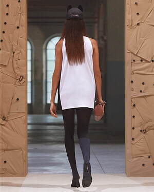 バーバリー(BURBERRY) 2022年春夏ウィメンズコレクション  - 写真76