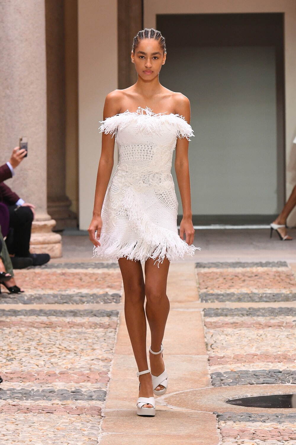 エルマンノ シェルヴィーノ(ERMANNO SCERVINO) 2022年春夏ウィメンズ ...