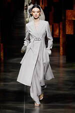 フェンディ 2022年春夏コレクション、アントニオ・ロペの作品にオマージュを捧げて｜写真17