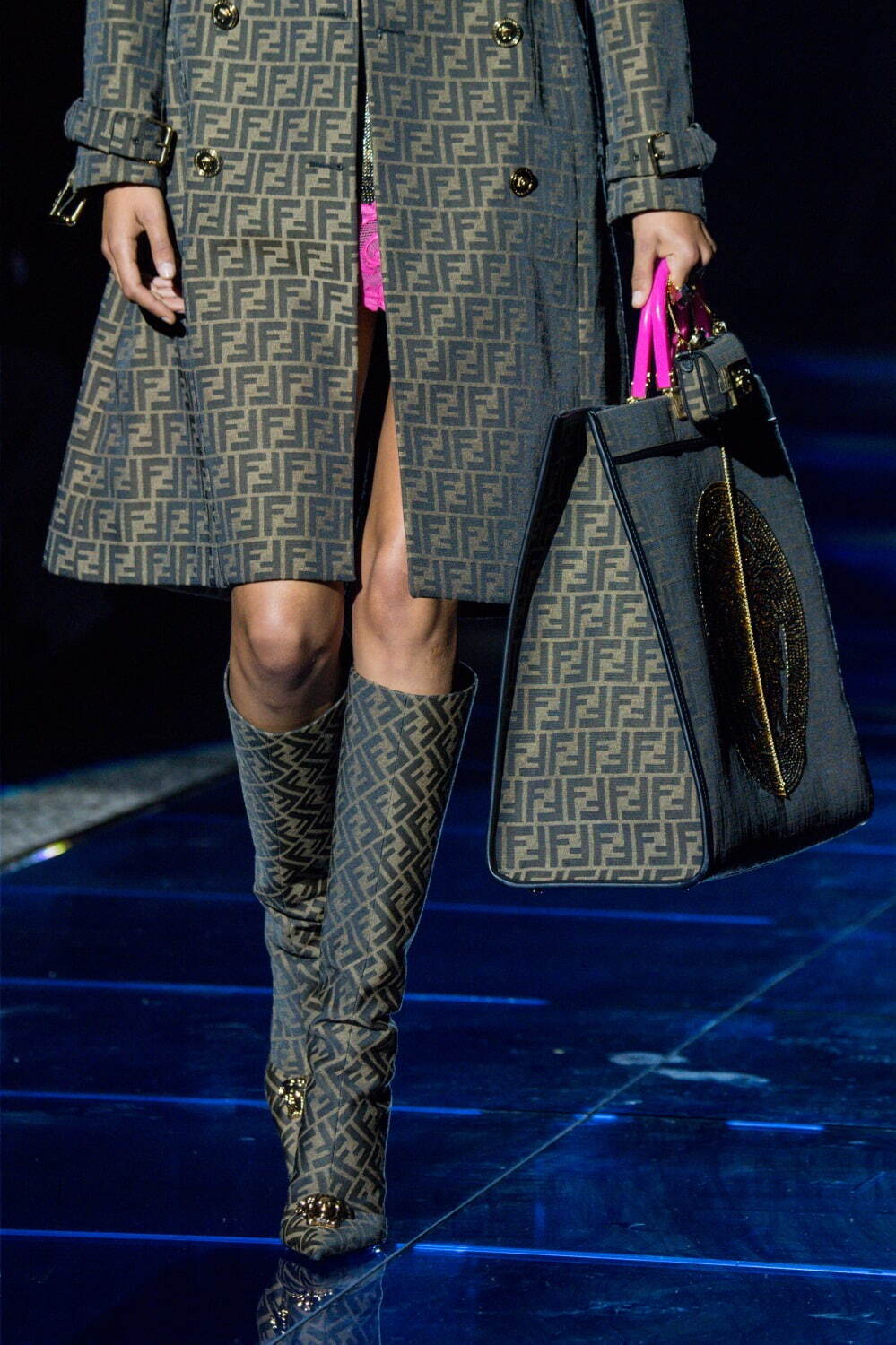 フェンディ(FENDI), ヴェルサーチェ(VERSACE) フェンダーチェ｜写真74