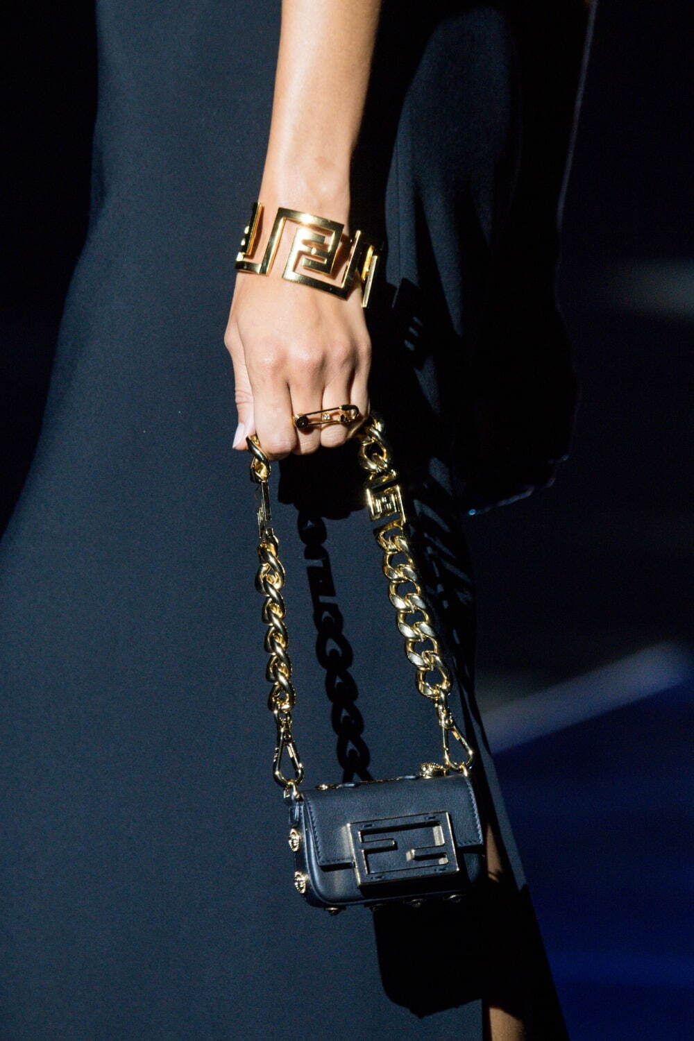 フェンディ(FENDI), ヴェルサーチェ(VERSACE) フェンダーチェ｜写真55