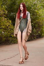 ディースクエアード 2022年春夏ウィメンズコレクション - フェミニンとロックの融合｜写真21