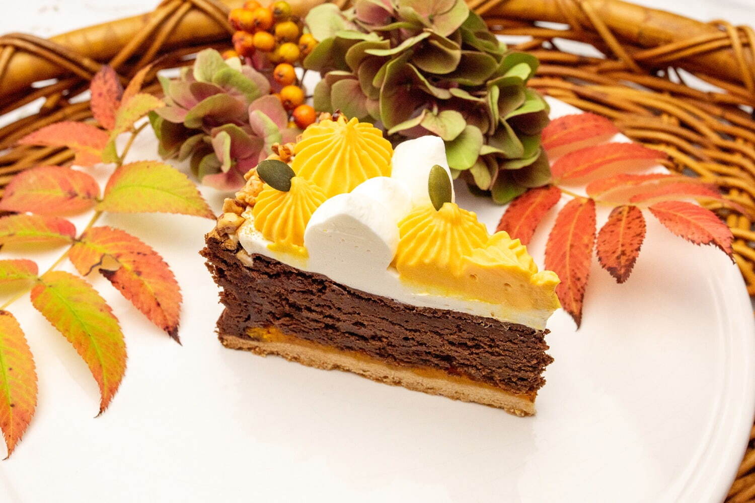 キル フェ ボンのハロウィン限定“かぼちゃ×チョコレート”タルト、カボチャ畑をイメージ｜写真3