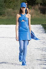 クレージュ 2022年春夏ウィメンズコレクション - フェスティバルの歓喜を再び｜写真7