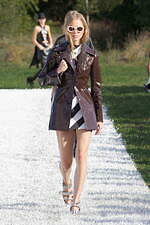 クレージュ 2022年春夏ウィメンズコレクション - フェスティバルの歓喜を再び｜写真14