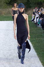 クレージュ 2022年春夏ウィメンズコレクション - フェスティバルの歓喜を再び｜写真30