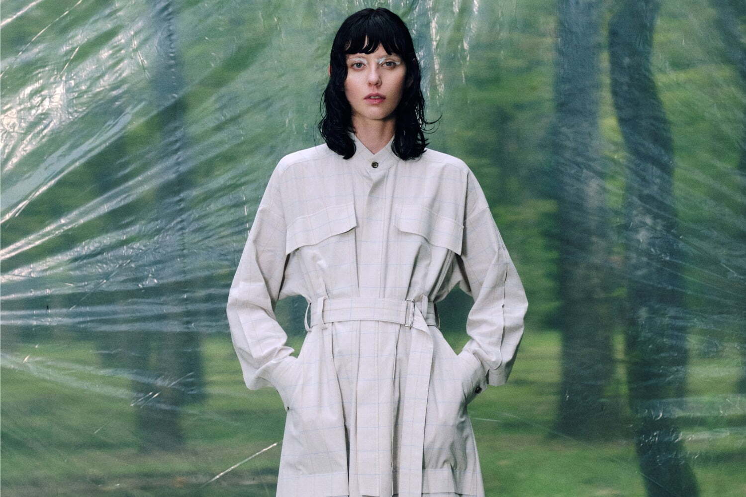 ウジョー 2022年春夏コレクション - 波打つ身振りのフォルム