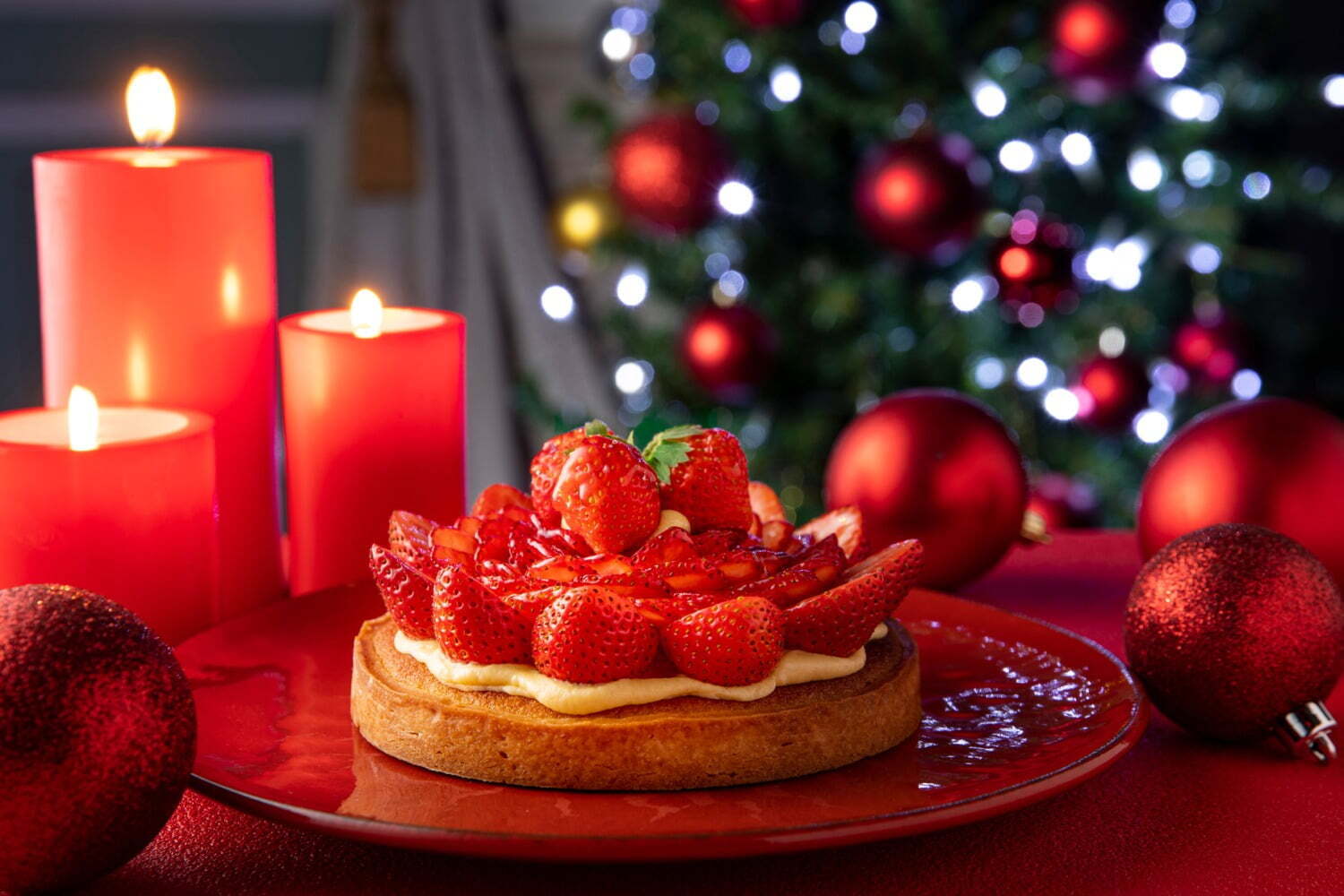ヒルトン東京お台場のクリスマスケーキ21 あまおう 苺 さくさくタルトの花びらケーキなど ファッションプレス ヒルトン東京お台場のクリスマスケーキ21 あまおう 苺 さくさくタルトの花びらケーキなど ファッションプレス