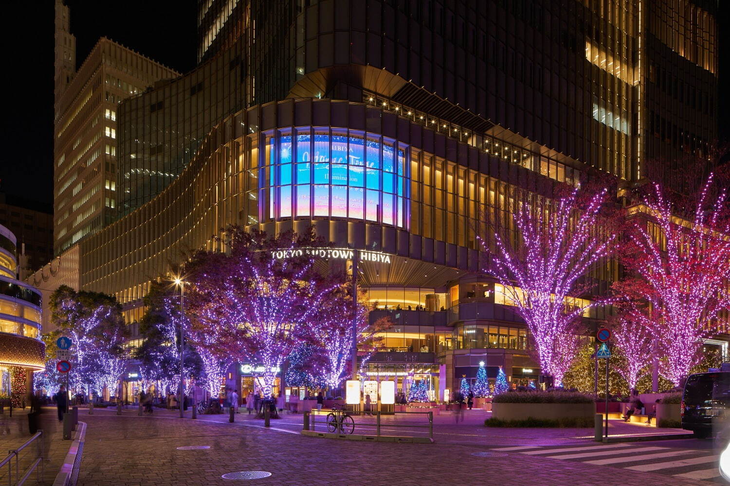 日比谷“魔法のようなグラデカラー”イルミネーション2021、東京ミッドタウン日比谷にクリスマスツリー｜写真20