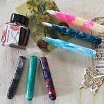 「煌めきのペンフェア」“まるでキャンディー”マーブル模様のガラスペンなど銀座 蔦屋書店に｜写真3