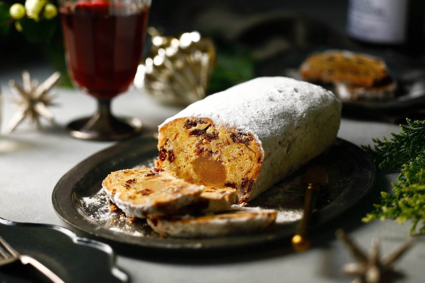 エシレバター｜発酵バター・エシレの「シュトーレン・エシレ」“焦がしバター”を塗り込んだしっとり食感