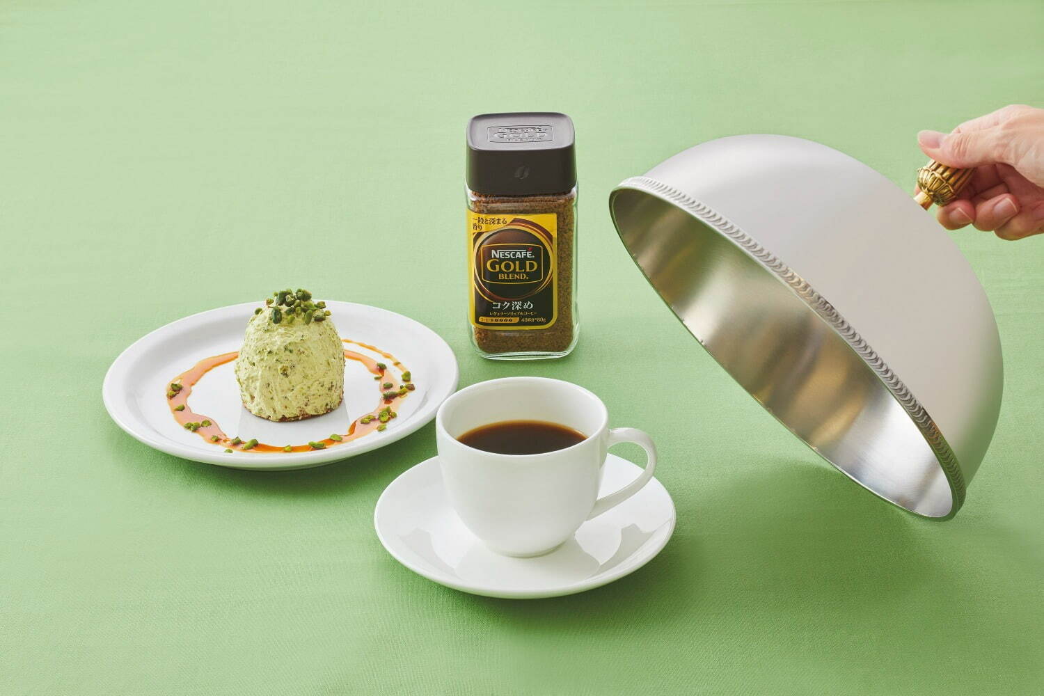 コーヒーの“香り”体験カフェ「ネスカフェ 原宿」に、香りを頭上から噴射する巨大コーヒーカップ席｜写真5