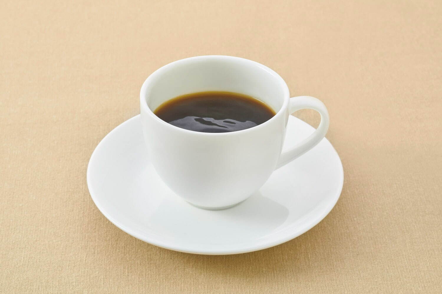 コーヒーの“香り”体験カフェ「ネスカフェ 原宿」に、香りを頭上から噴射する巨大コーヒーカップ席｜写真13