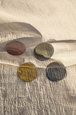 オリバーピープルズ“レンズ＆フレーム”をカスタムできるアイウェア、東京の新旗艦店で先行発売｜写真7