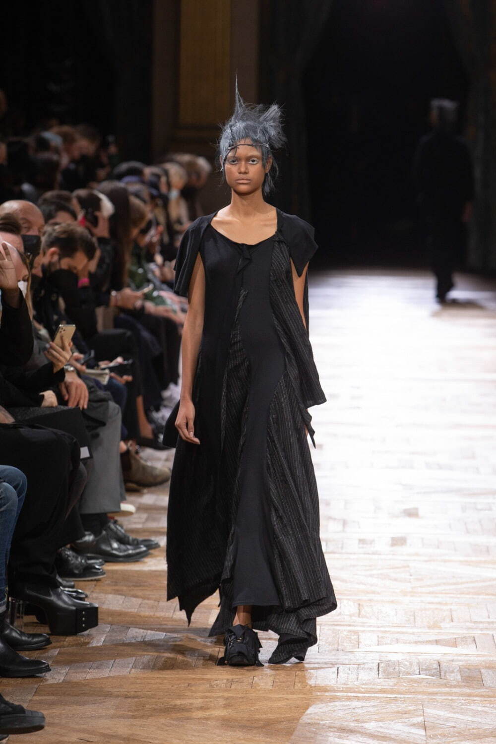 ヨウジヤマモト(Yohji Yamamoto) 2022年春夏ウィメンズコレクション  - 写真23