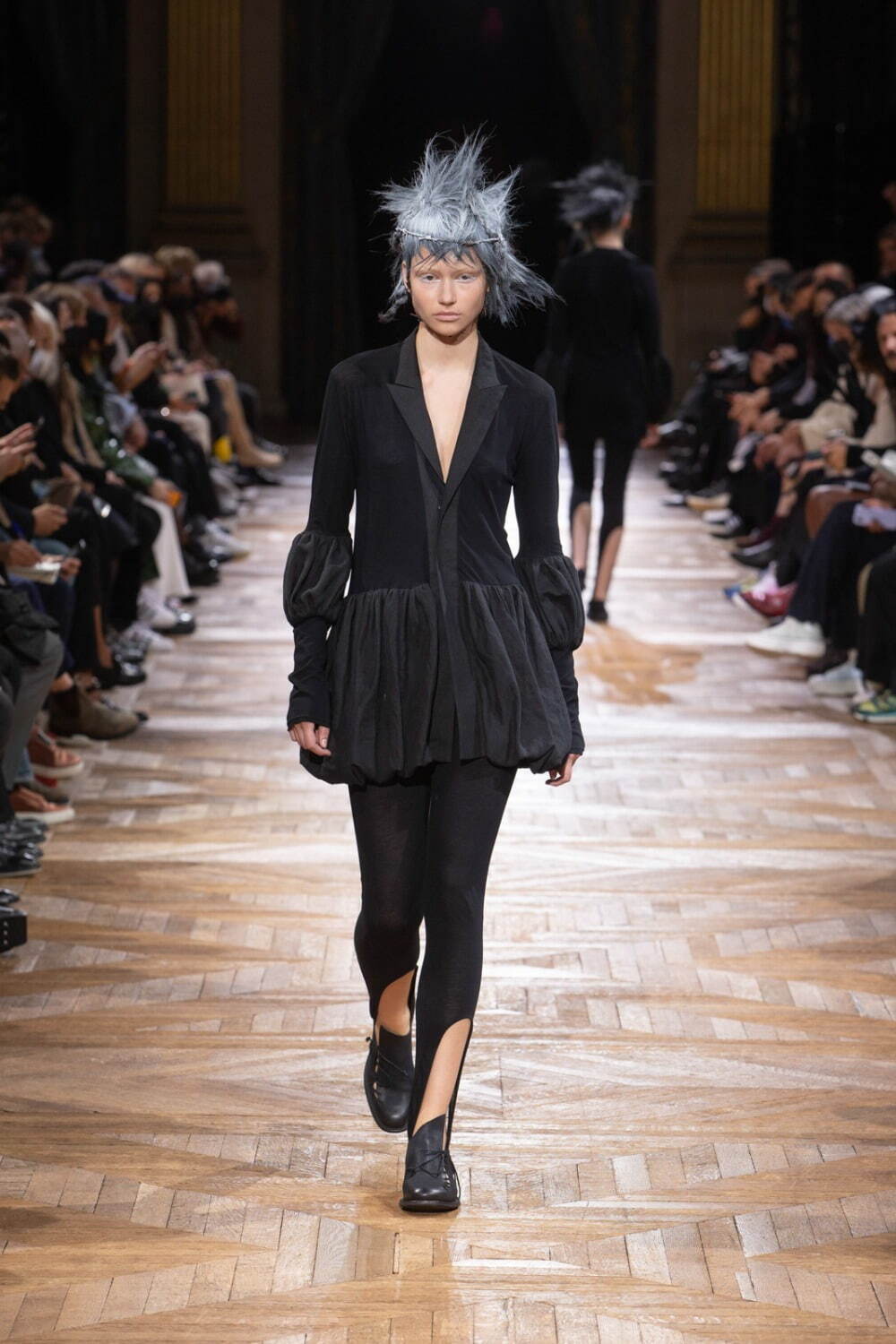 ヨウジヤマモト(Yohji Yamamoto) 2022年春夏ウィメンズコレクション 