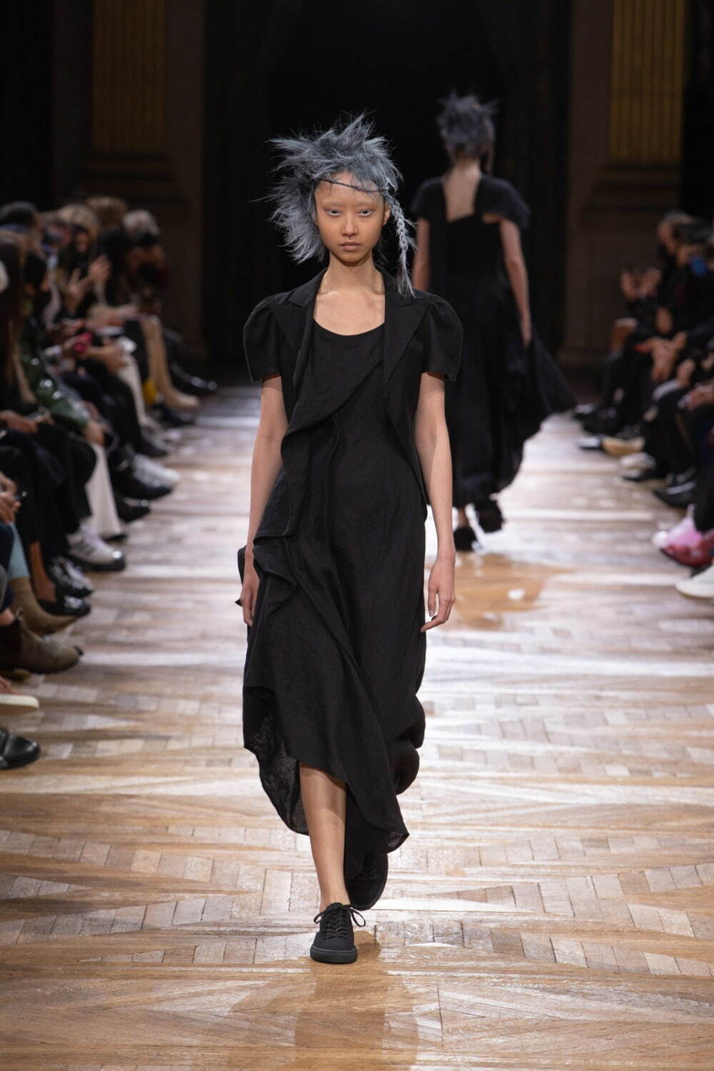 ヨウジヤマモト(Yohji Yamamoto) 2022年春夏ウィメンズコレクション  - 写真27