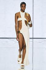 バルマン 2022年春夏ウィメンズコレクション - 新しい時代へ、美の力強さ｜写真17