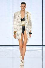 バルマン 2022年春夏ウィメンズコレクション - 新しい時代へ、美の力強さ｜写真21