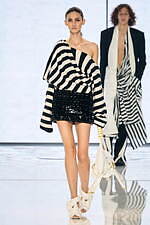 バルマン 2022年春夏ウィメンズコレクション - 新しい時代へ、美の力強さ｜写真22